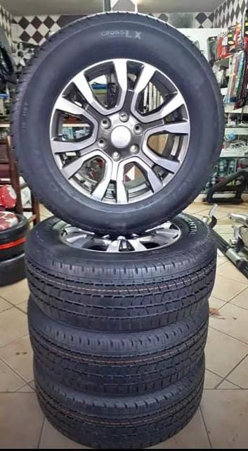 18inch Ford Ranger Wildtrack original mags with brand new 265/60/18 Continental - Private Seller 18inch Ford Ranger Wildtrack original mags with brand new 265/60/18 Continental - Private Seller