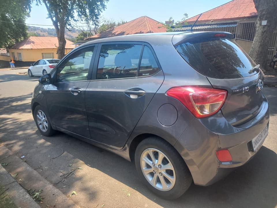 2015 HYUNDAI i10 GRAND 1.2 PETROL, MANUAL  GREY COLOR, MILEAGE 91000KMS