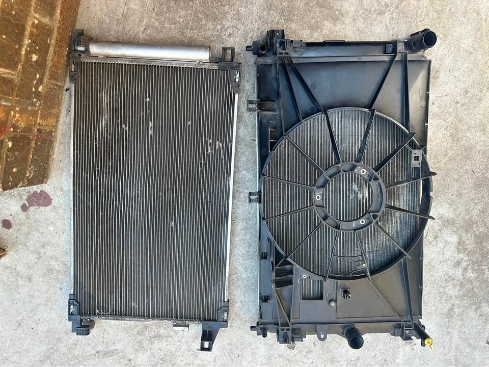 Toyota Corolla cross Radiator condenser and fan cowling - Private Seller Toyota Corolla cross Radiator condenser and fan cowling - Private Seller