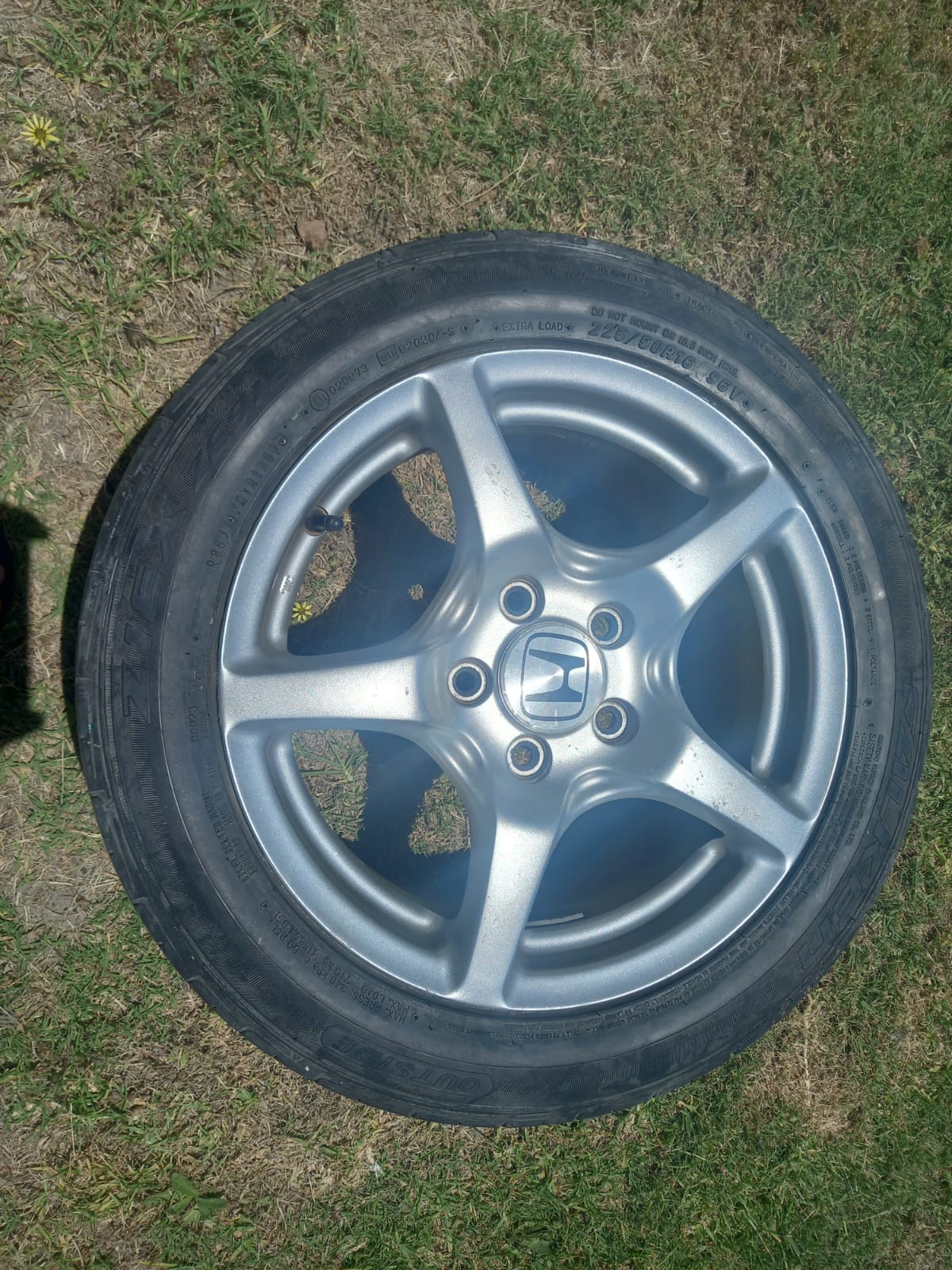 Honda S2000 replacement OEM 5 - bolt mag wheel - Private Seller