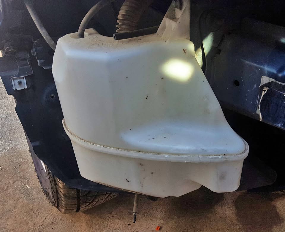 Land Rover Freelander 2 Watertank for sale | Auto Ezi