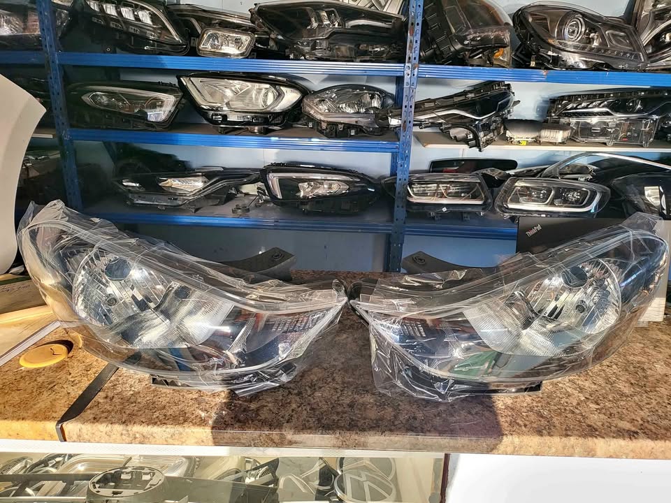 2023 Hyundai grandi10 left and right headlight for sale