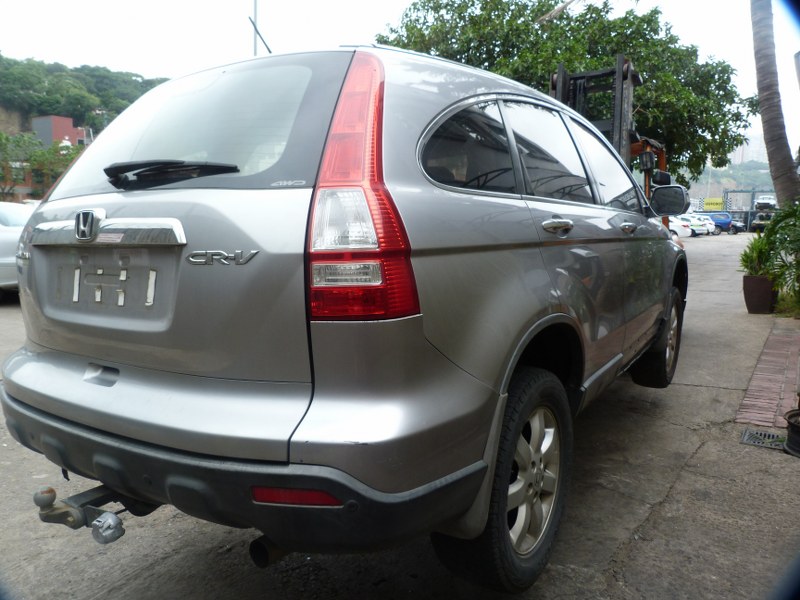 Honda CRV 2.0 RVi AT Silver - 2007 STRIPPING FOR SPARES - Private Seller