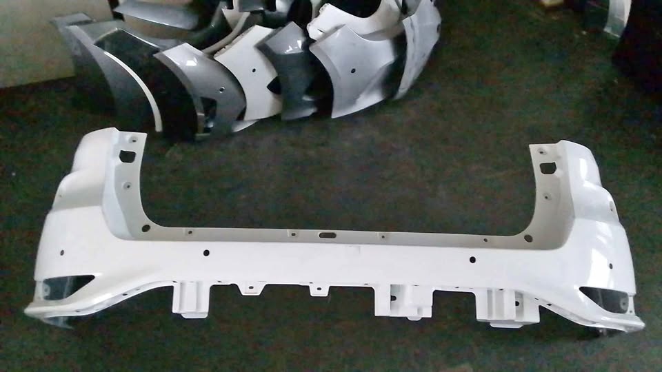 Toyota Fortuner back bumper - Private Seller Toyota Fortuner back bumper - Private Seller