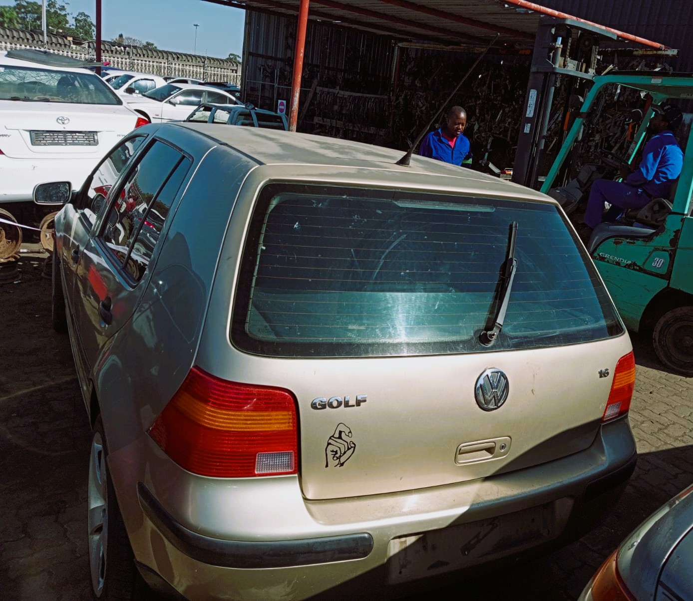 2002 VW Golf 4 1.6 - Stripping for Spares