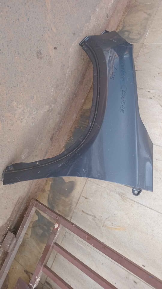 Toyota urban cruise left side fender - Private Seller Toyota urban cruise left side fender - Private Seller