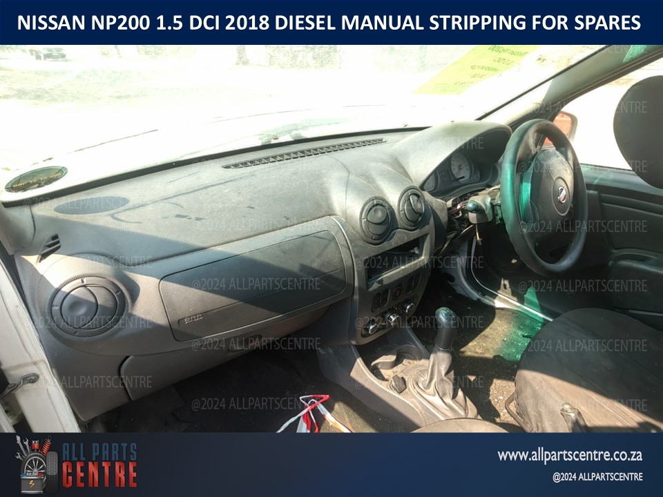 2018 Nissan Np200 1.5 DCI manual diesel stripping for spares