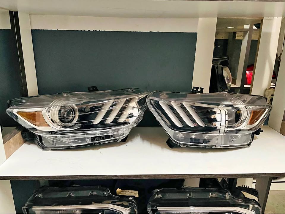 Ford mustang headlights