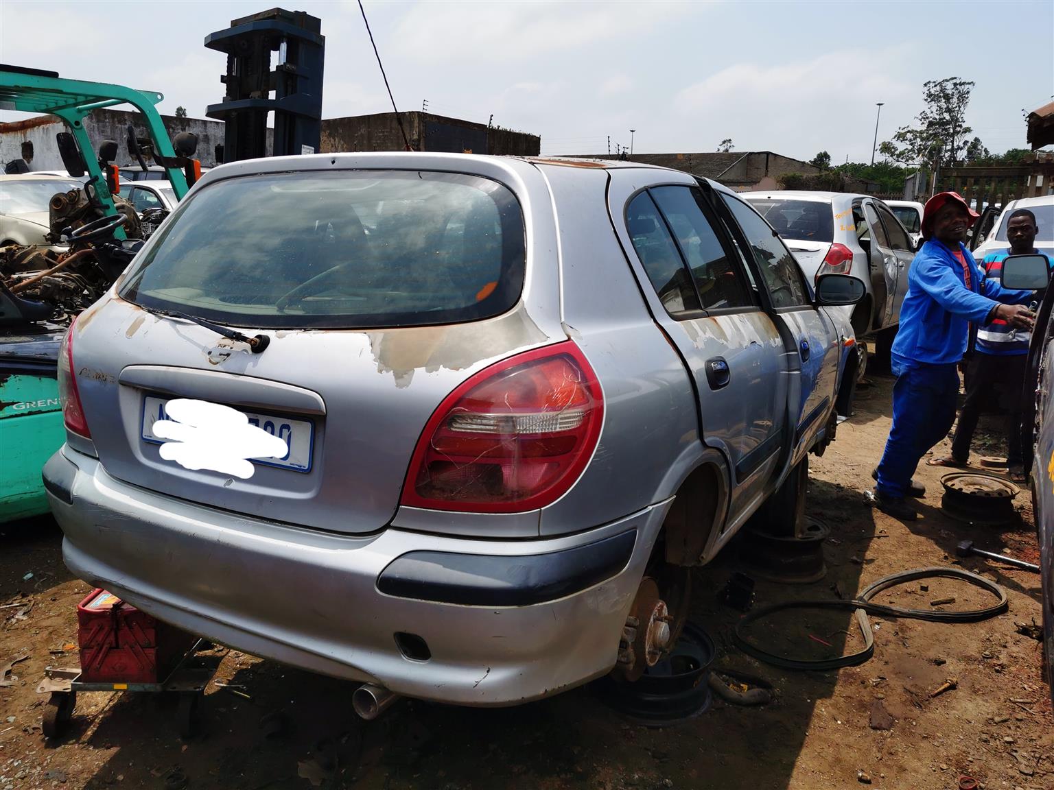 2002 Nissan Almera 1.8 - Stripping for spares