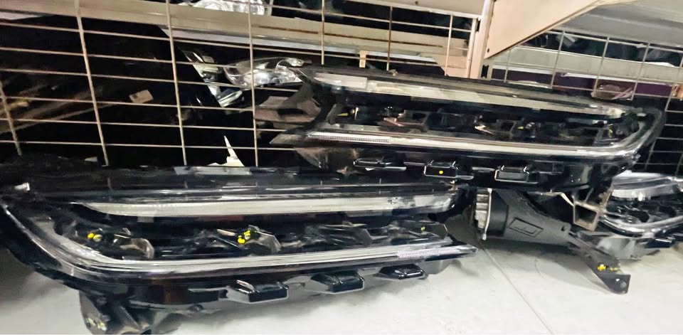 Toyota Urban Cruiser headlights - Private Seller Toyota Urban Cruiser headlights - Private Seller