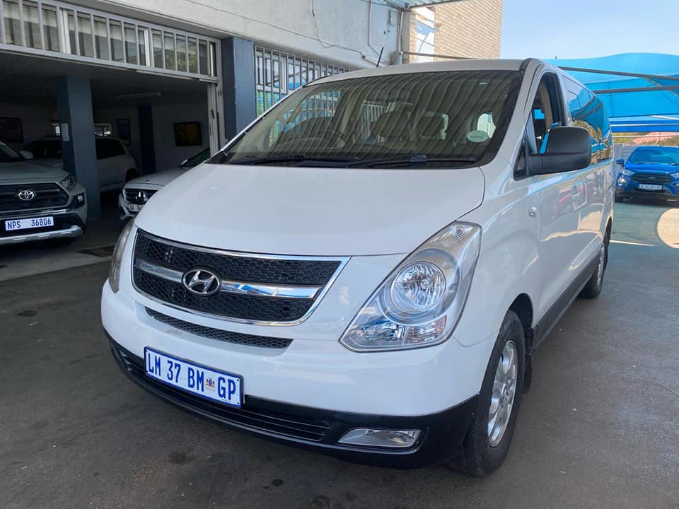 2013 HYUNDAI H-1 2.5 (DIESEL)AUTOMATIC