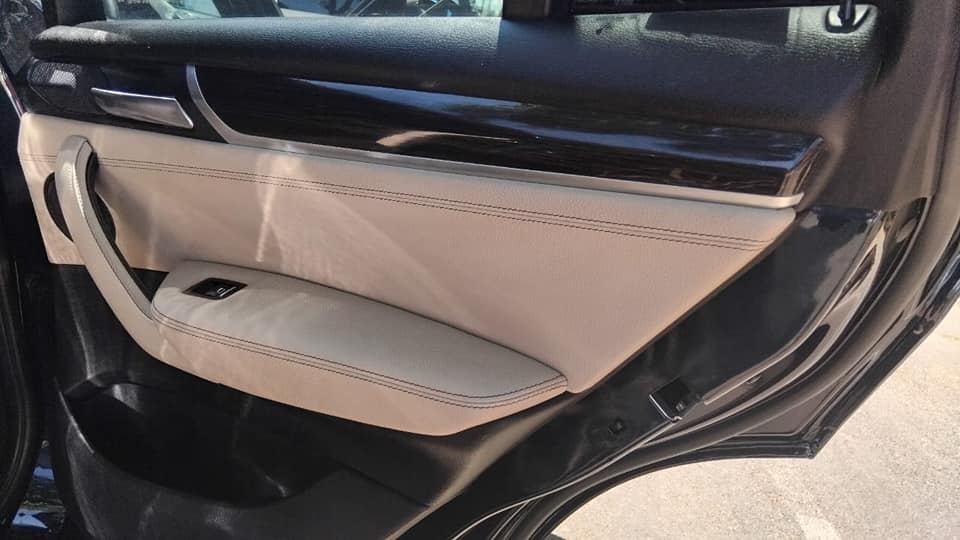 2017 BMW X4 Sdrive 20d Black, sunroof, full service history, leather interior, reverse sensor