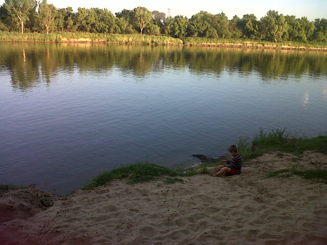 Land on Vaal river in North West between Leeudoringstad and Bothaville ...