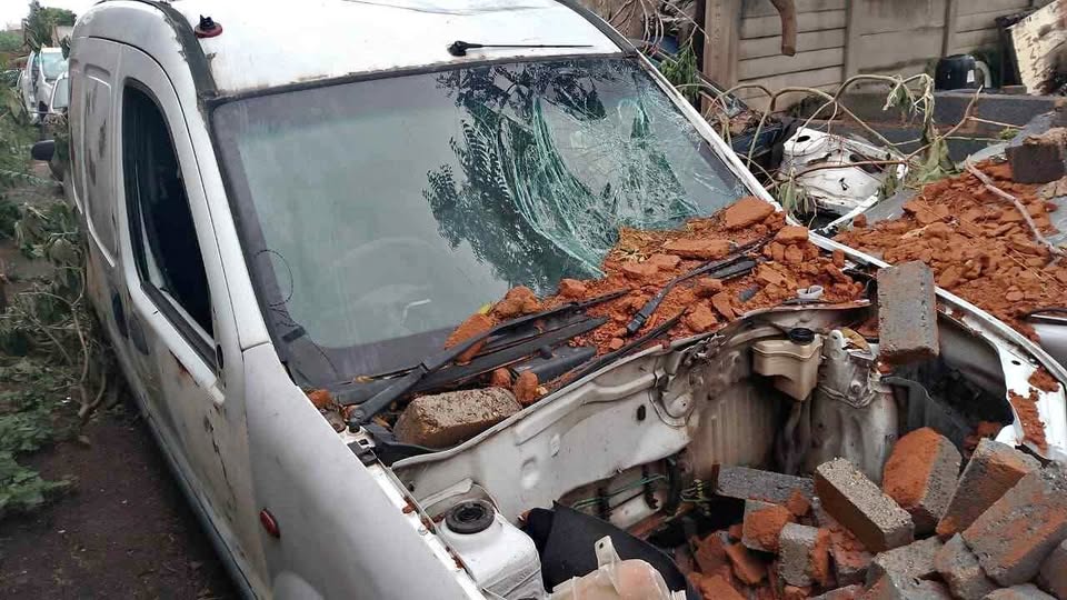 Renault Kangoo Stripping For Spares Renault Kangoo Stripping For Spares