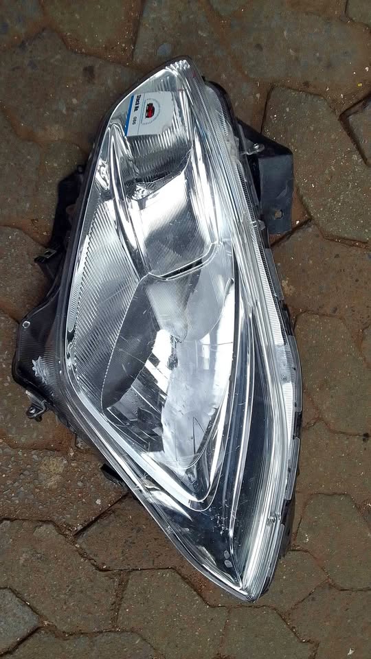 Suzuki swift headlights - Private Seller Suzuki swift headlights - Private Seller
