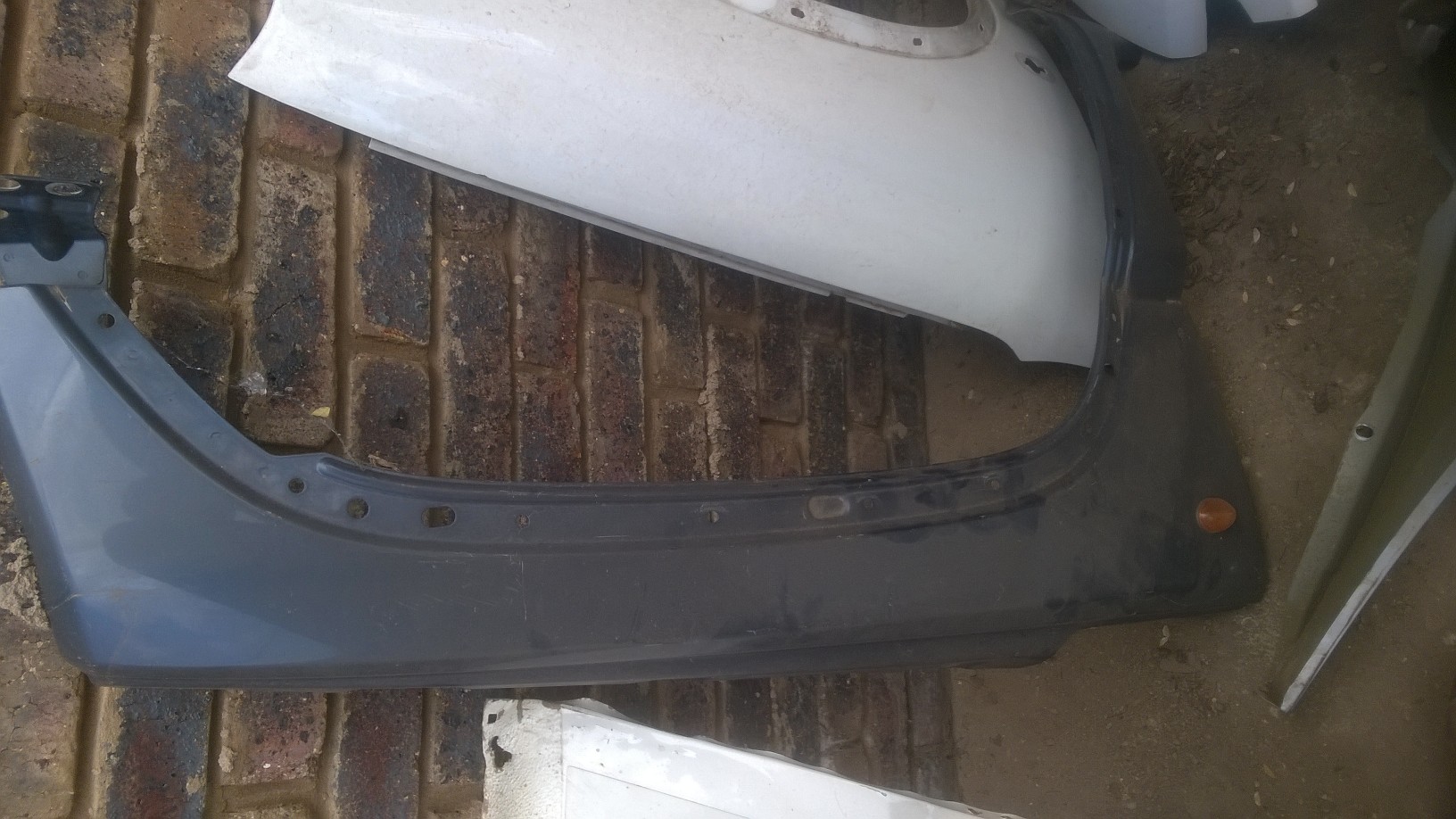 Jeep cherokee kj fender - Private Seller