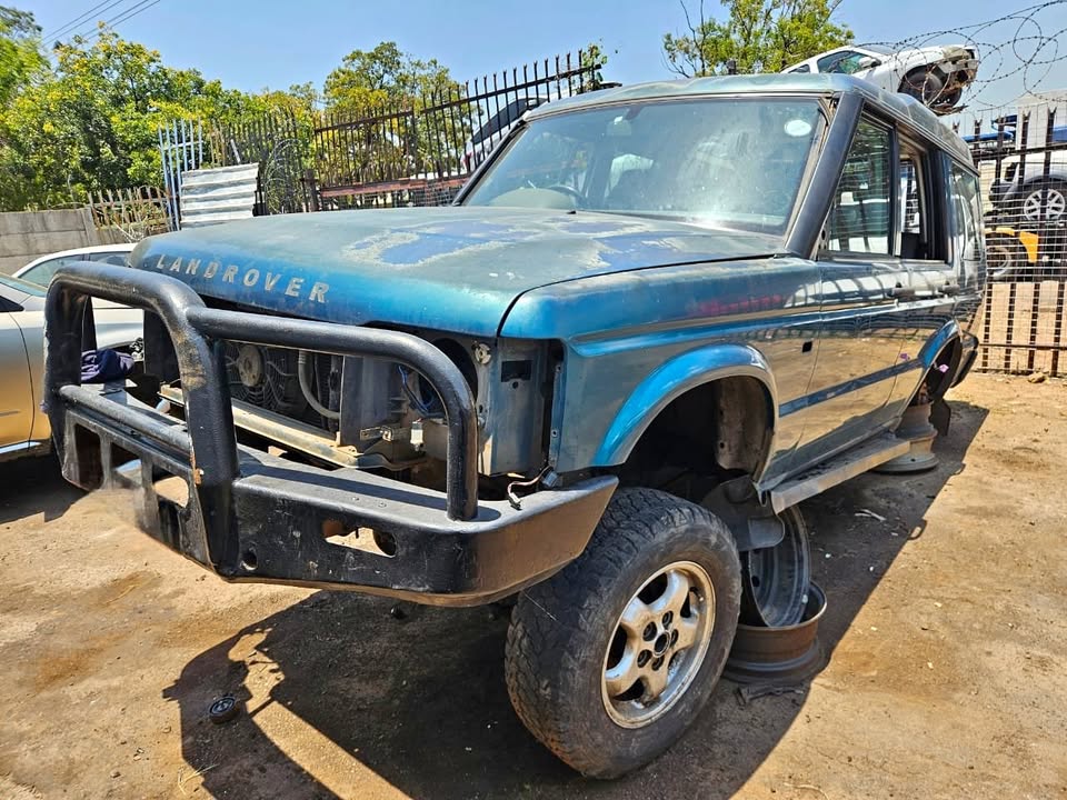 Land Rover Discovery TD5 2.5 2002 – Stripping for Spares - Private Seller Land Rover Discovery TD5 2.5 2002 – Stripping for Spares - Private Seller
