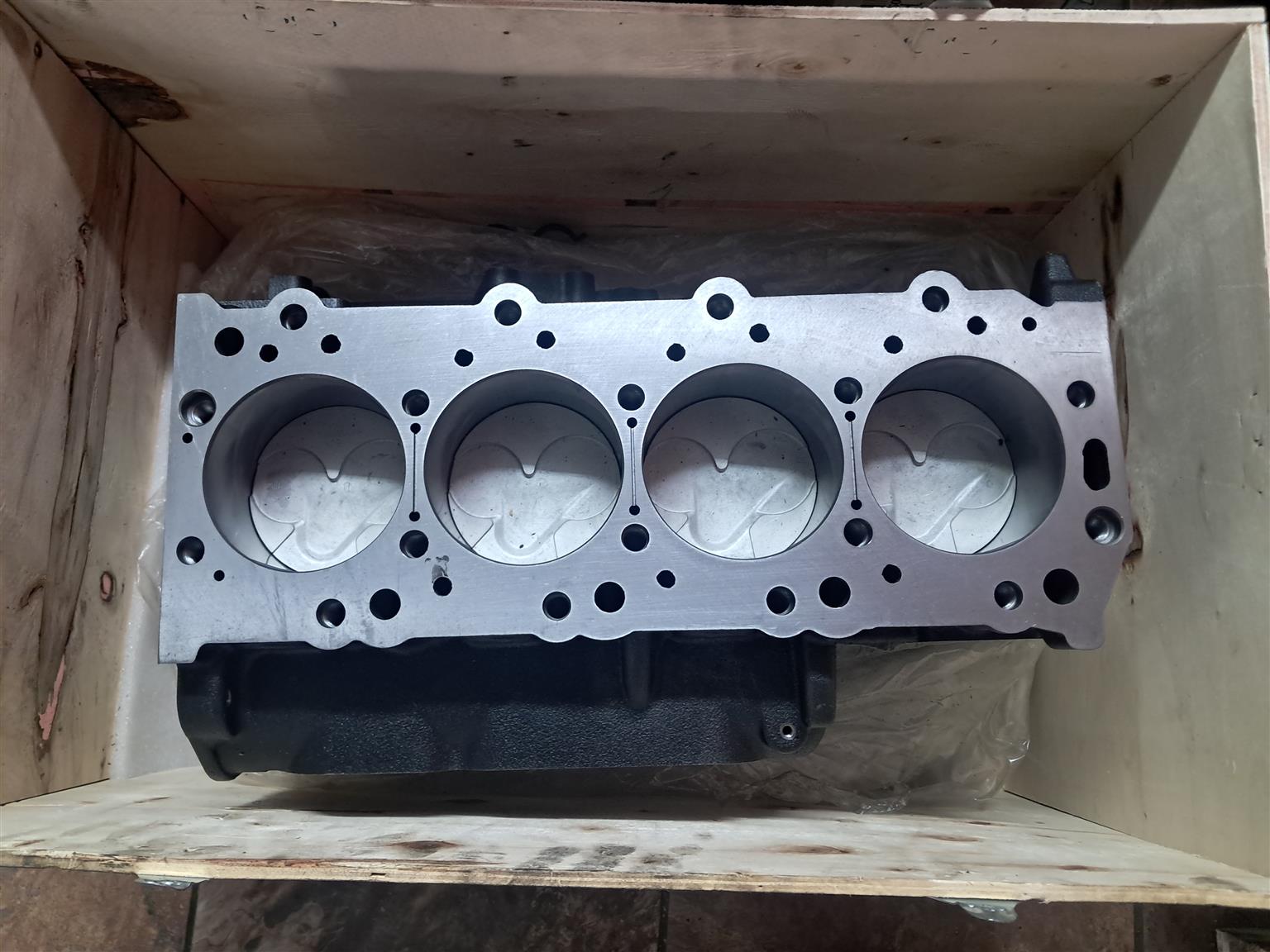HYUNDAI H100 D4BB SHORT BLOCKS AVAILABLE IN STOCK - Private Seller