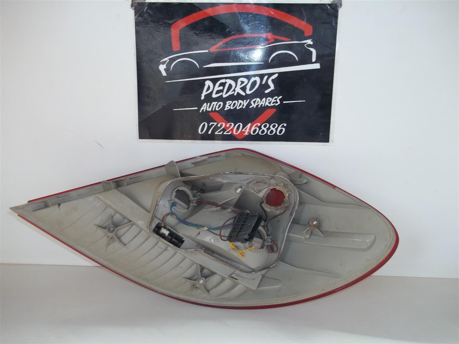 Mercedes (2006) SLK (W171) tail light (Right outer) - Private Seller Mercedes (2006) SLK (W171) tail light (Right outer) - Private Seller