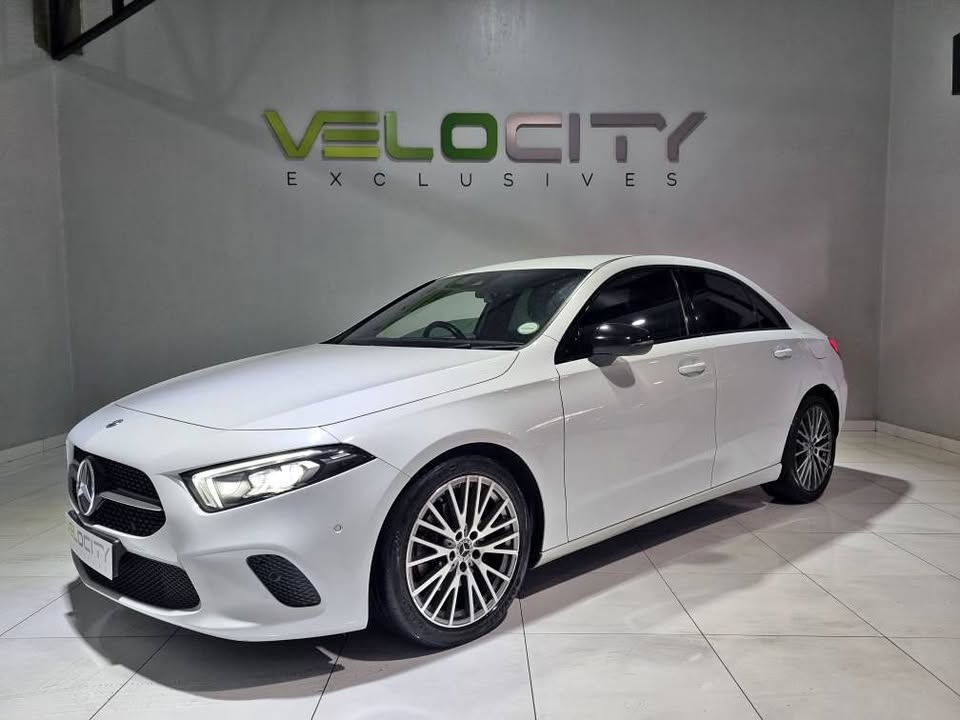 Mercedes Benz A200d AMG