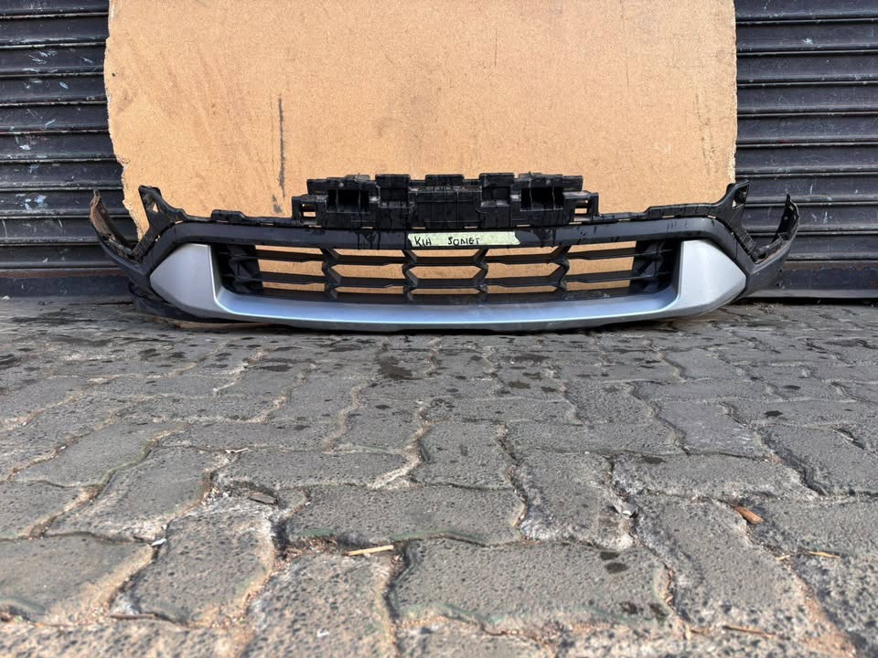 Kia Sonet Bumper - Private Seller Kia Sonet Bumper - Private Seller