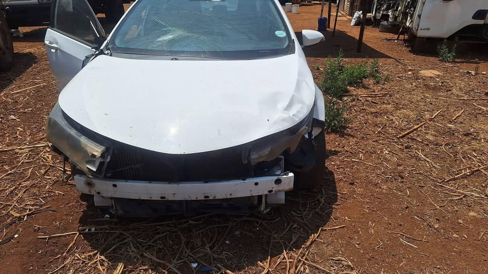 Toyota Corrola Esteem d4d accident damaged selling as is