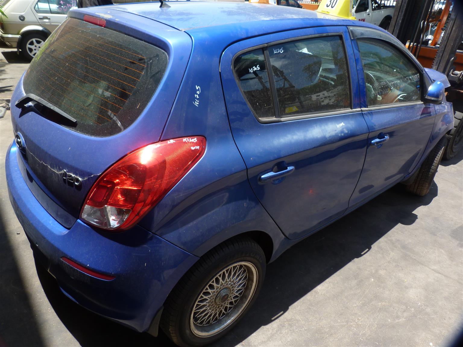Hyundai i20 facelift 1.4 Manual - 2013 - Private Seller Hyundai i20 facelift 1.4 Manual - 2013 - Private Seller