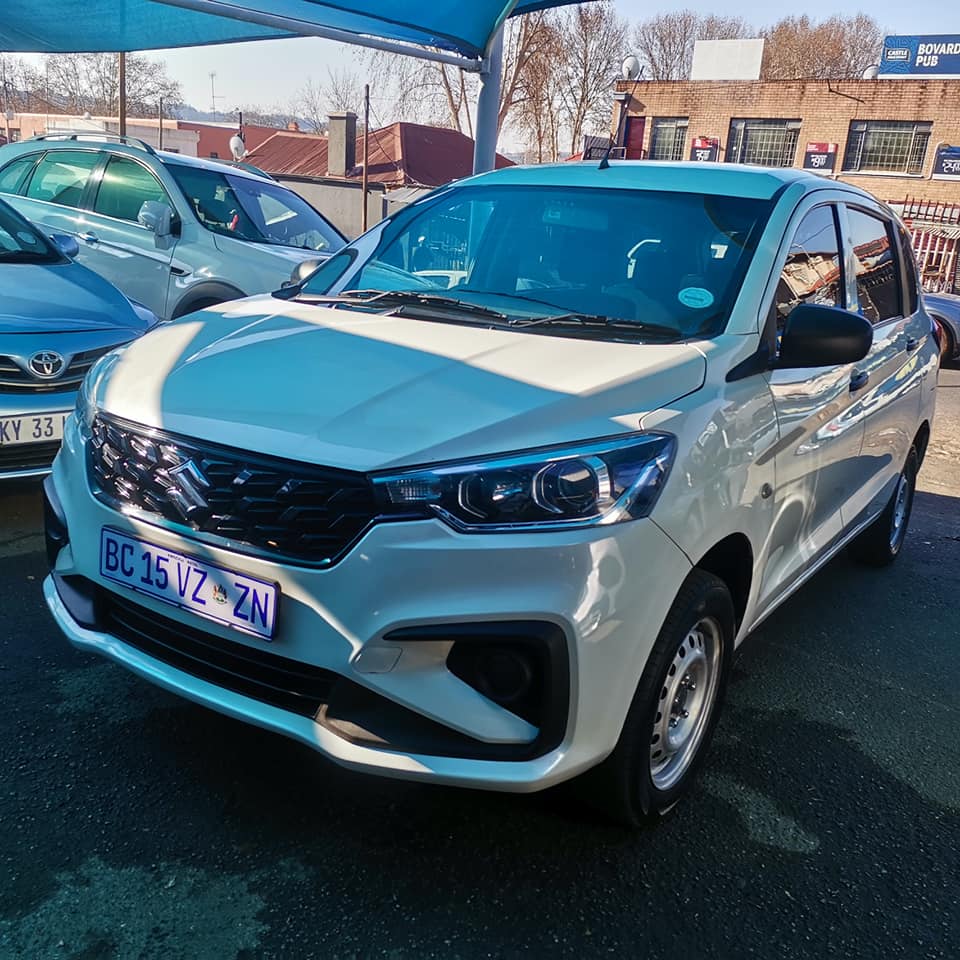2023 SUZUKI ERTIGA 1.5 94 000KM MANUEL PETROL WHITE COLOR