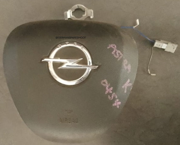 Opel Astra K 1.0 Used Steering Airbag - Private Seller Opel Astra K 1.0 Used Steering Airbag - Private Seller