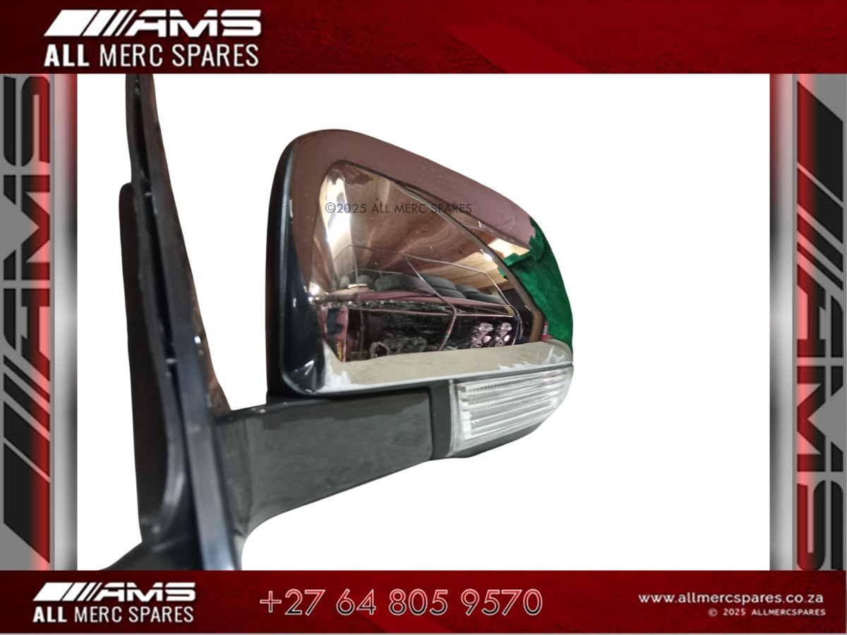 NEW LEFT DOOR MIRROR WITH AUTO FOLD – PAJERO GEN 4 LEFT - Private Seller