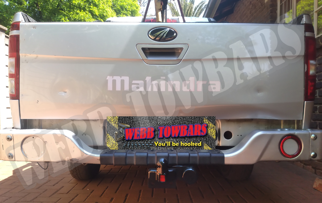 Mahindra Genio Standard/Detachable Towbars - Private Seller Mahindra Genio Standard/Detachable Towbars - Private Seller