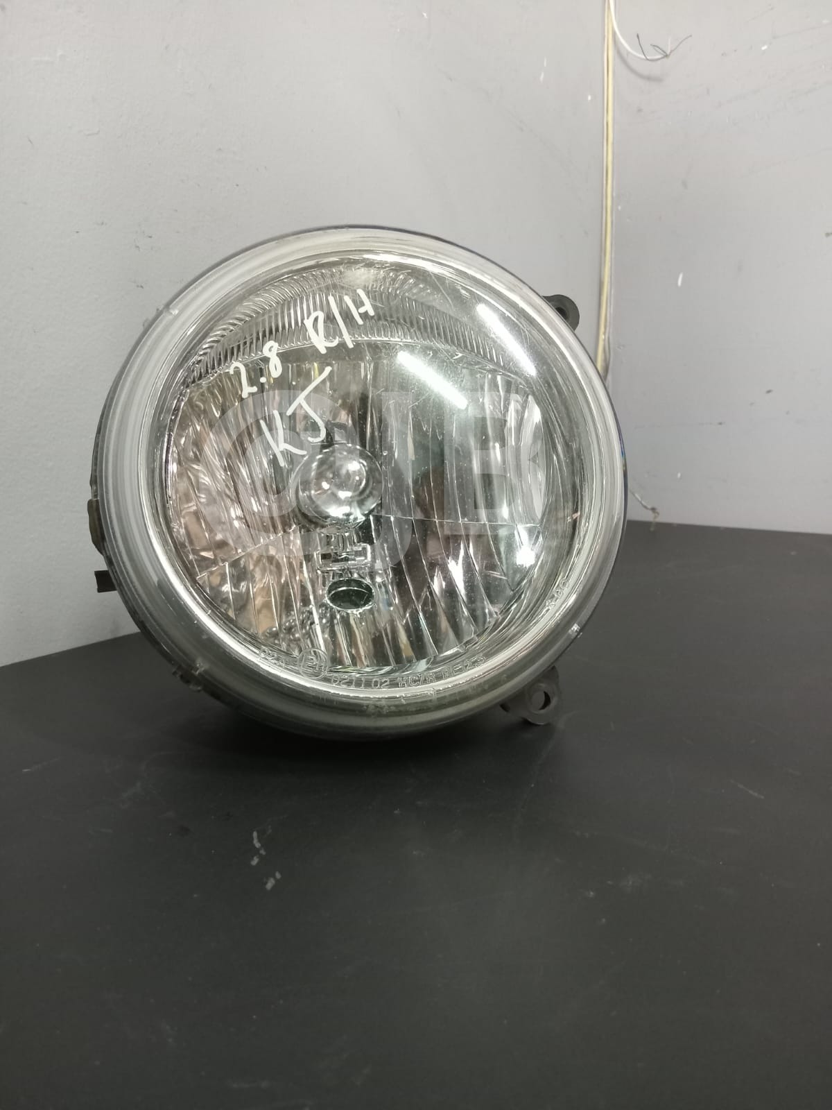 Used Head Lights For Sale | Jeep Liberty 2.8 - Private Seller Used Head Lights For Sale | Jeep Liberty 2.8 - Private Seller