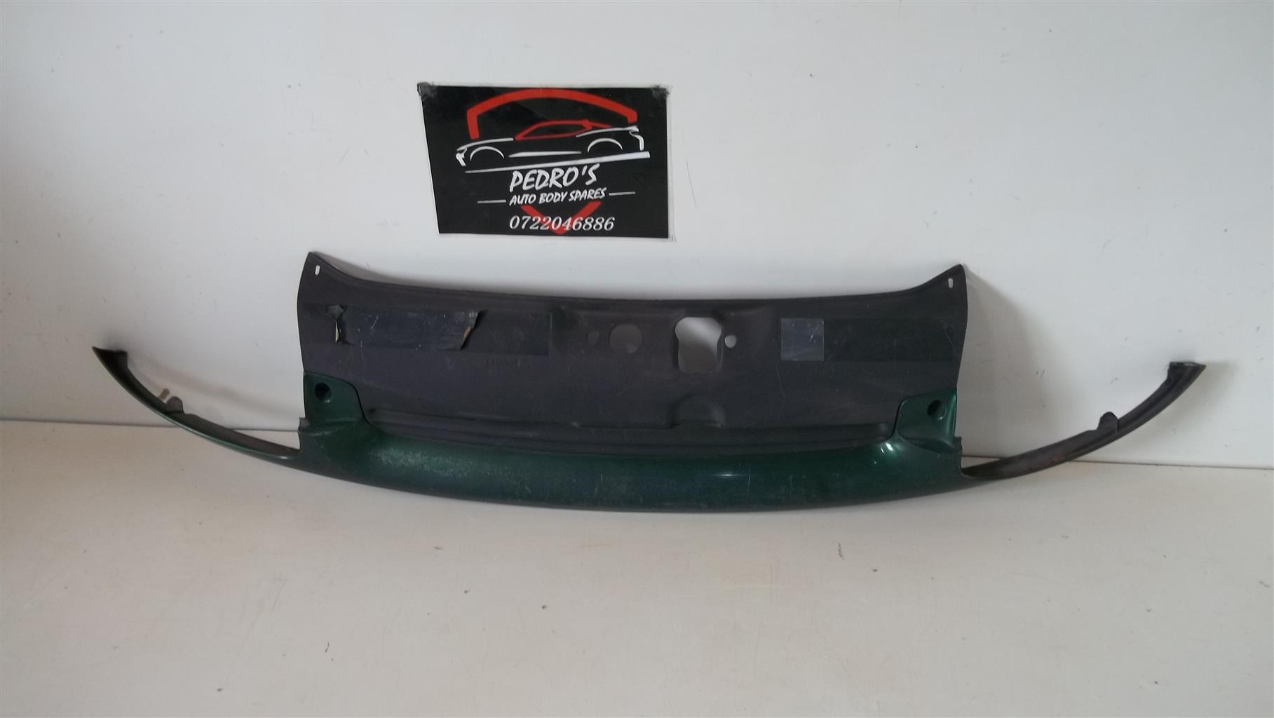 Renault Clio Mk2 grille - Private Seller Renault Clio Mk2 grille - Private Seller