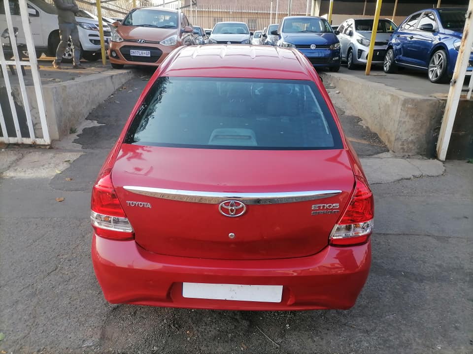 2017 Toyota Etios 1.5 Sedan