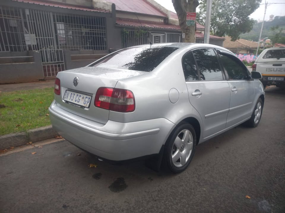 2007 VW Polo Classic Sedan 1.4 Petrol, Manua. Call Inno . Silver Color, Mileage 142000kms,