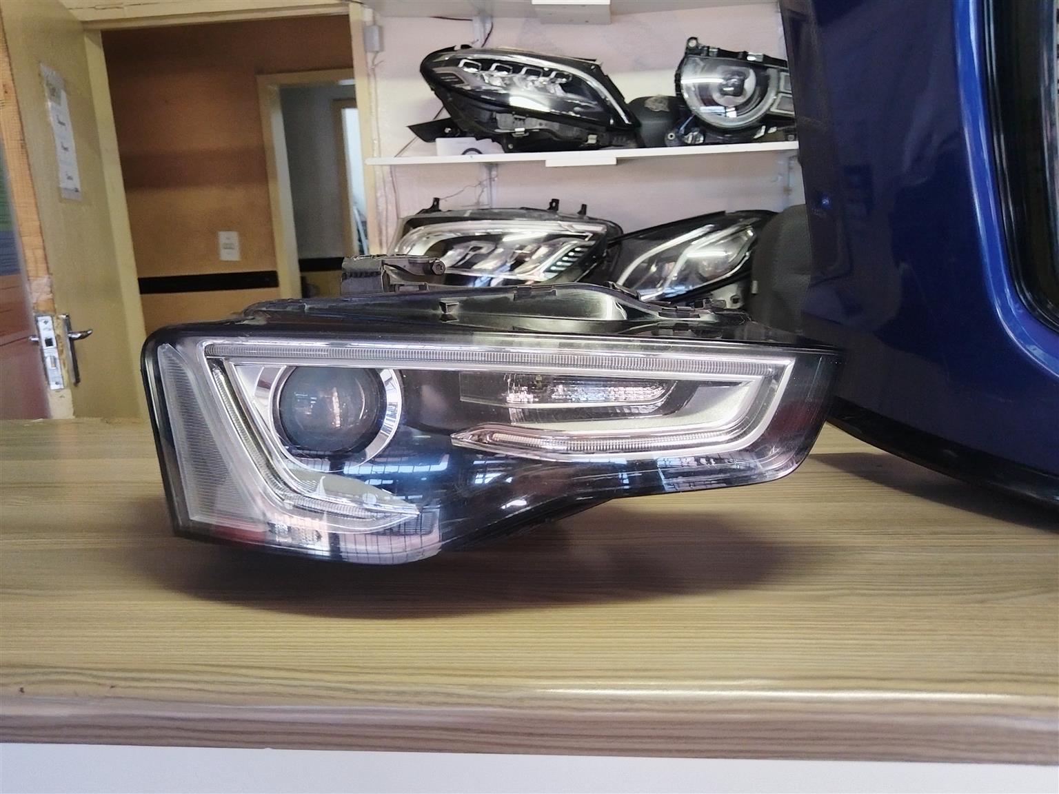 2016 AUDI A5 RIGHTSIDE XENON HEADLIGHT AVAILABLE FOR SALE - Private Seller 2016 AUDI A5 RIGHTSIDE XENON HEADLIGHT AVAILABLE FOR SALE - Private Seller