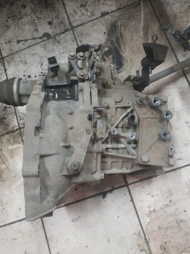 HYUNDAI IX35 G4KD 5SPEED GEARBOX AVAILABLE - Private Seller HYUNDAI IX35 G4KD 5SPEED GEARBOX AVAILABLE - Private Seller