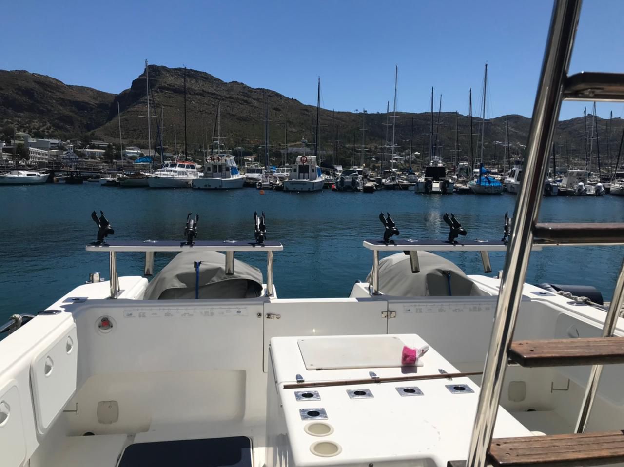 Magnum 32 Boat