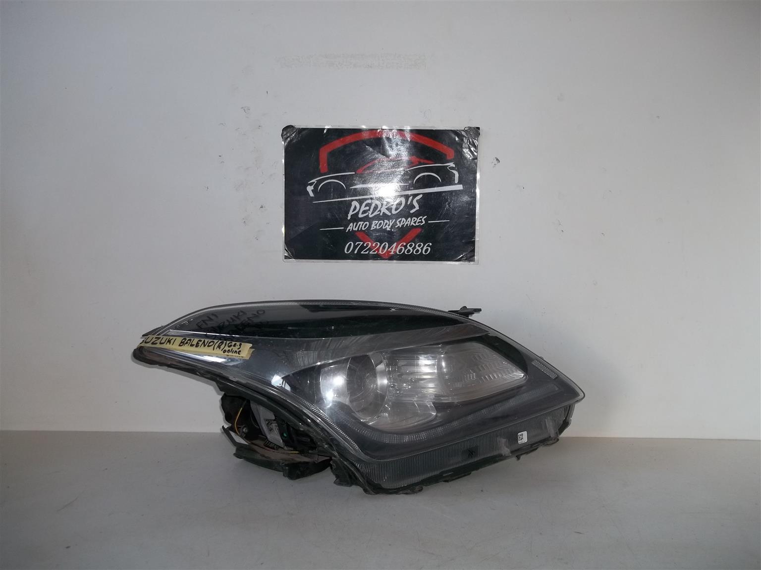 Suzuki Baleno '15-'23 right headlight - Private Seller Suzuki Baleno '15-'23 right headlight - Private Seller