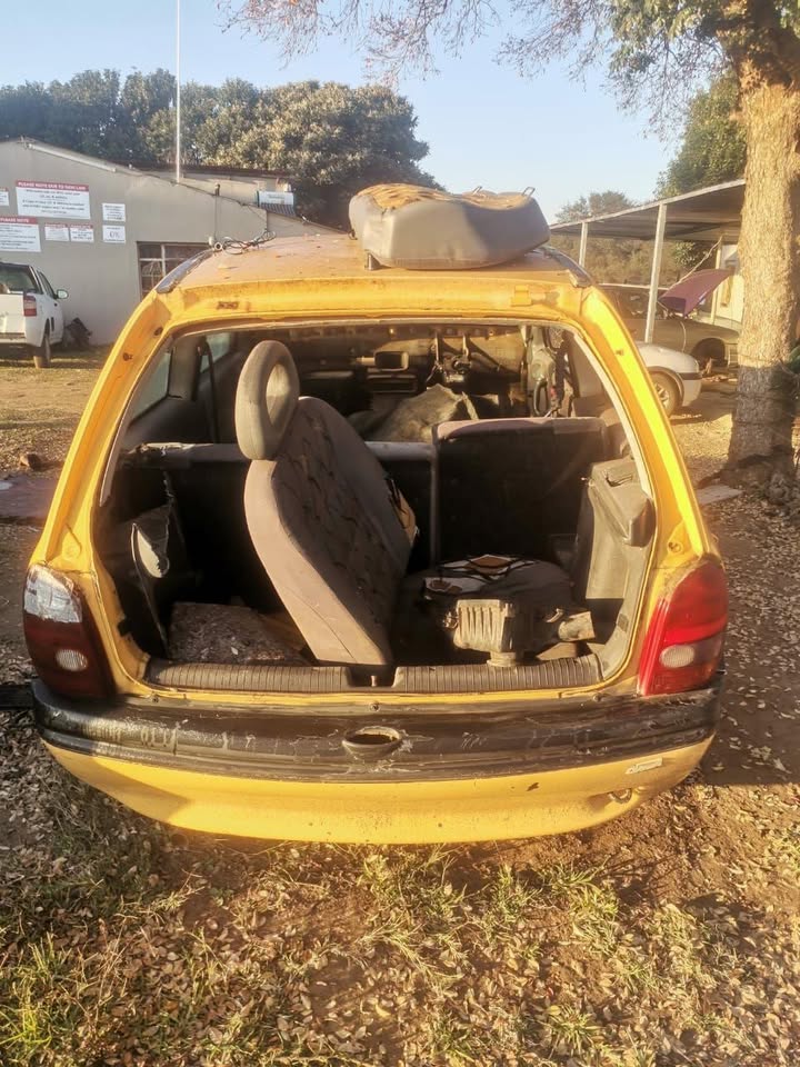 Opel corsa lite spares - Private Seller