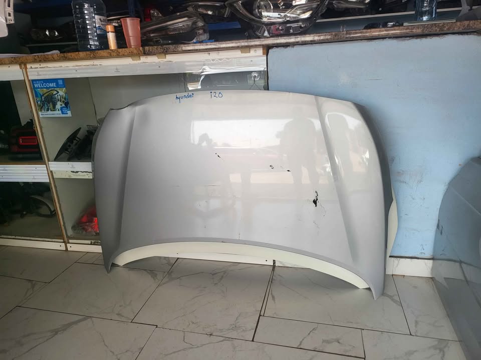 2016-2021 Hyundai i20 bonnet for sale - Private Seller