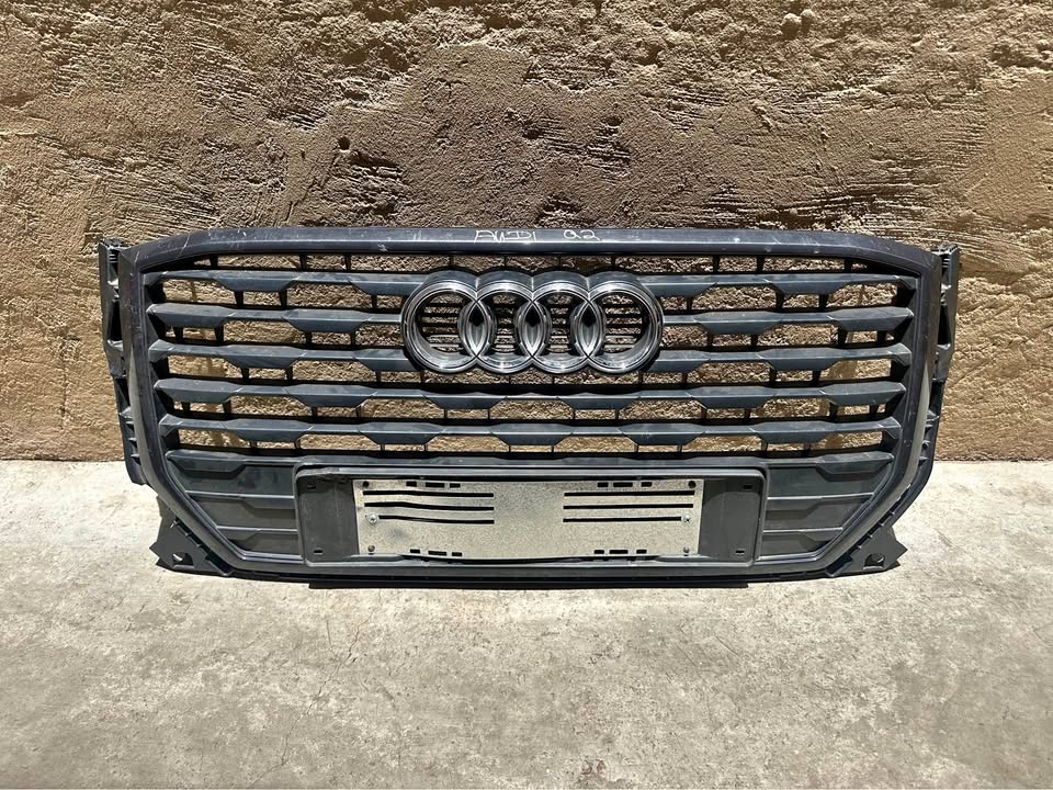 Audi q2 Grille - Private Seller Audi q2 Grille - Private Seller