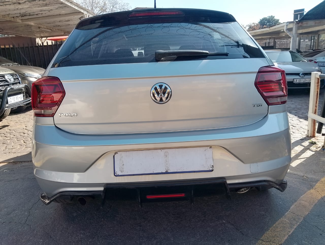 POLO 2018 HATCH