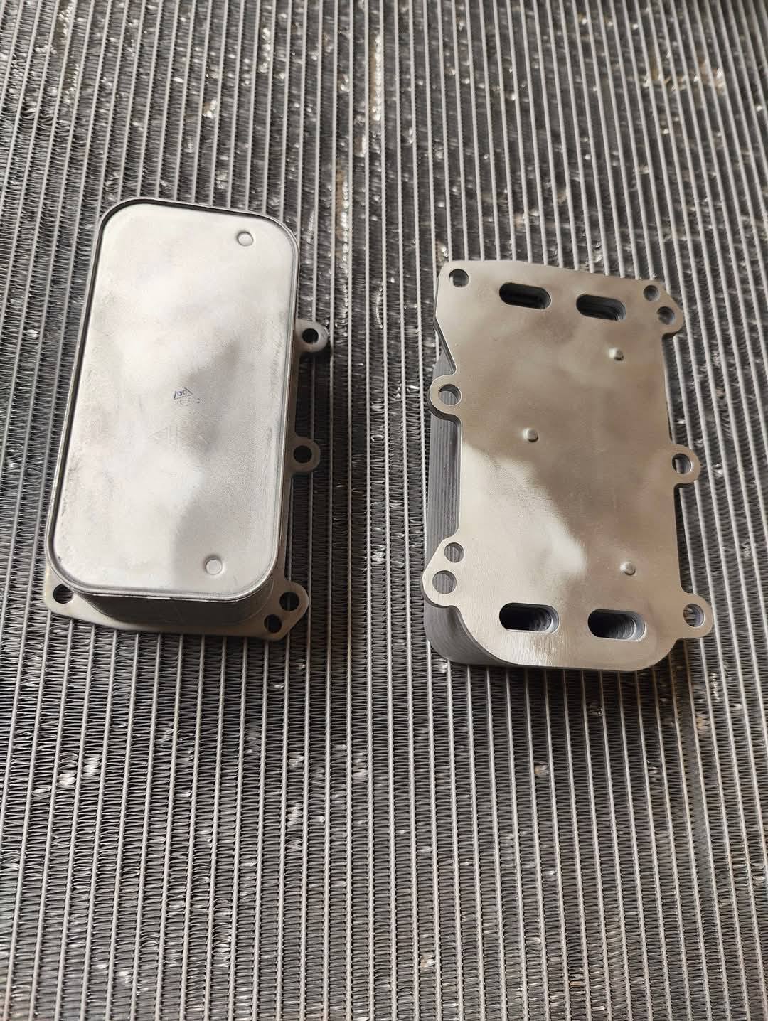 NEW M133 & M177 ENGINE OIL COOLER FOR MERCEDES BENZ - Private Seller