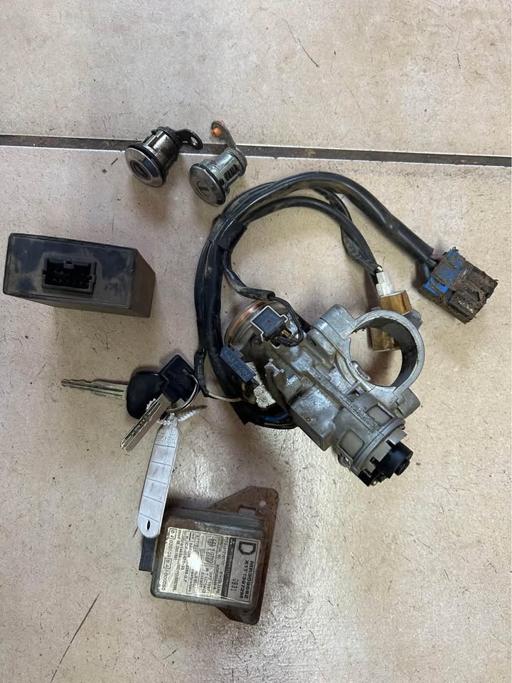 Mitsubishi Colt 4M40 lockset For Sale - Private Seller