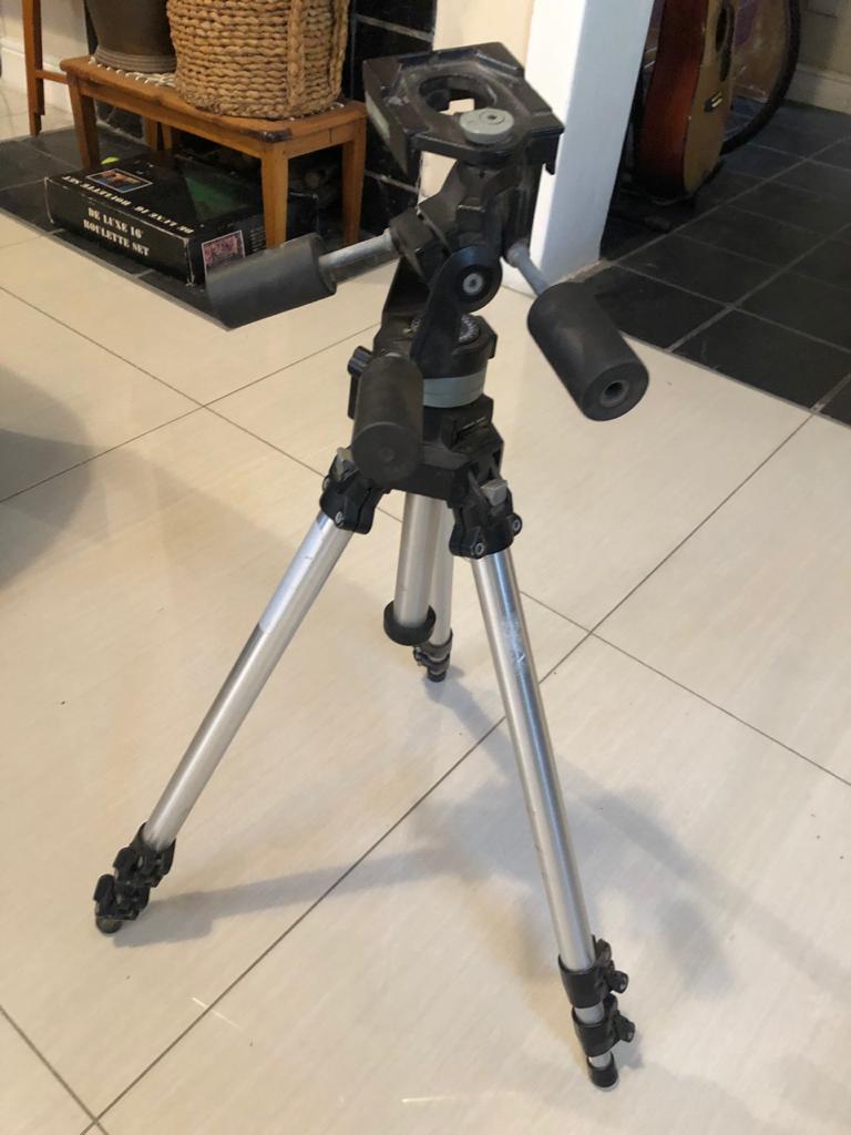 Manfrotto Tripod with 055CLB legs and 029 3-way pan and tilt Tripod Head-priced to clear