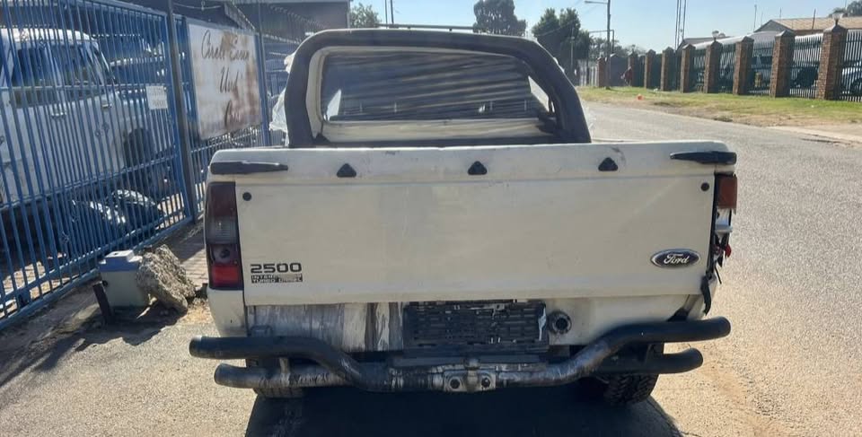 WL FORD RANGER 2.5 D/C STRIPPING FOR SPARE/PARTS - Private Seller WL FORD RANGER 2.5 D/C STRIPPING FOR SPARE/PARTS - Private Seller