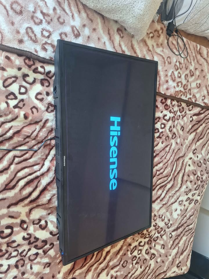 40inch hisense TV
