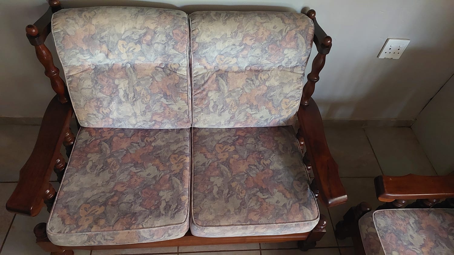 Antique Wooden Livingroom Set