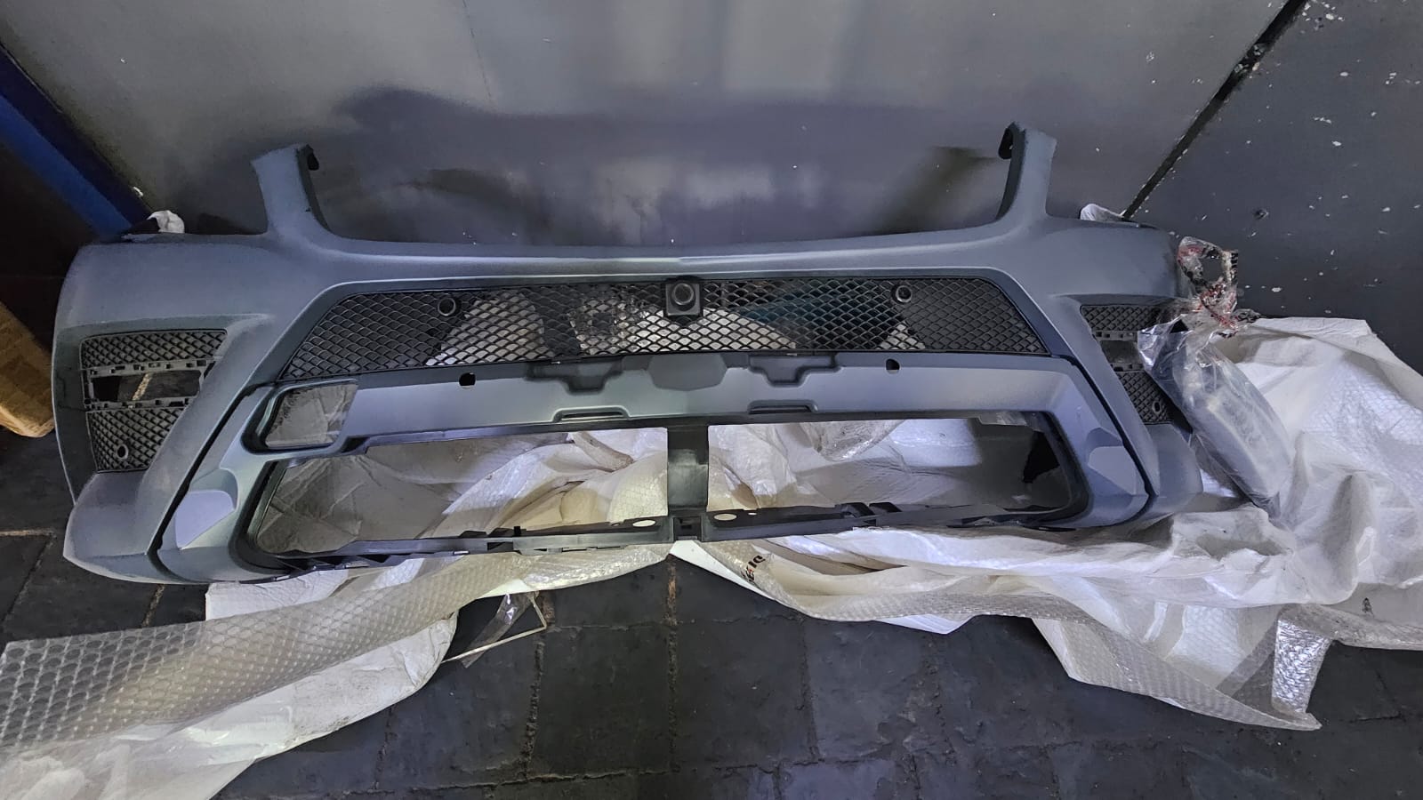 Mercedes Benz ML W166 front bumper for sale new AMG - Private Seller Mercedes Benz ML W166 front bumper for sale new AMG - Private Seller